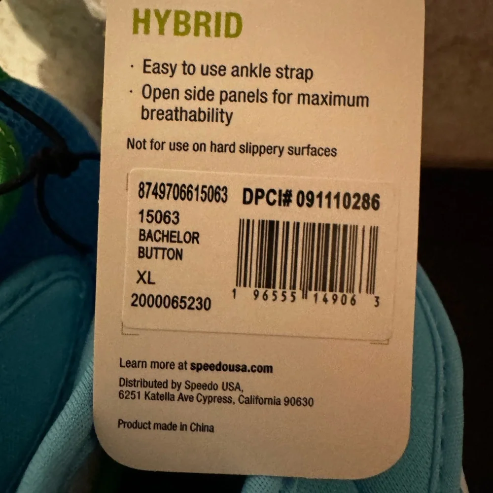 Get ready for SUMMER Speedo Kids Water Shoes - Aqua Blue XL Size 11-12